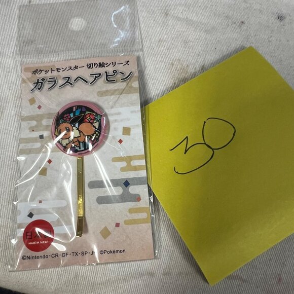 NIP Pokemon EEVEE Glass Hairpin Pokemon Store Official Japan Import - Picture 3 of 3
